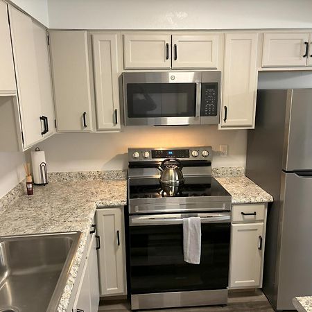 Peaceful Park 2 Bedroom Remodeled Family Suite Granite City Exteriér fotografie