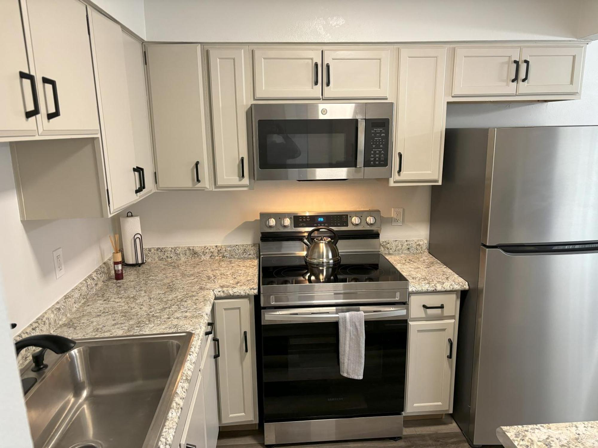 Peaceful Park 2 Bedroom Remodeled Family Suite Granite City Exteriér fotografie